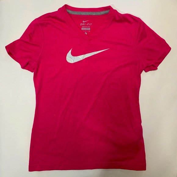 Pink Nike Dry Fit T-shirt Size Small (6) - Picture 1 of 3